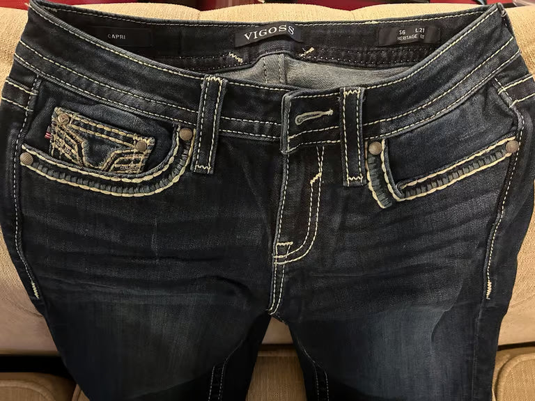 Vigoss women’s capris size 6 heritage fit Pre-Owned