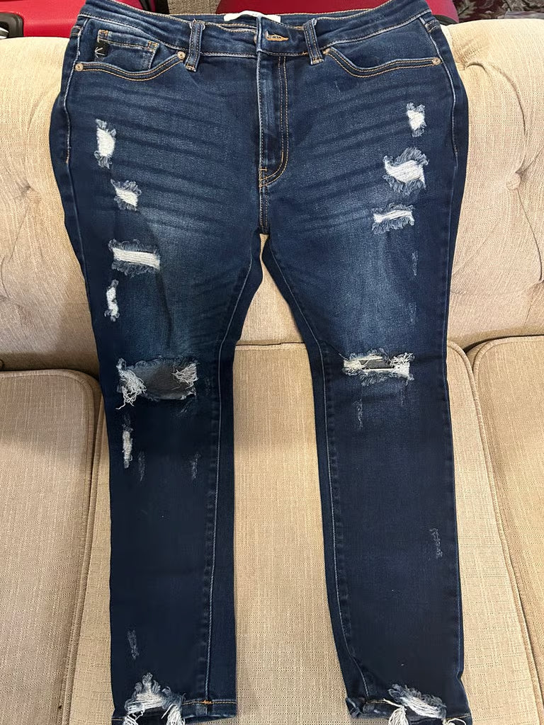 Kancan Women’s Jeans Size 9/28 Pre-owned